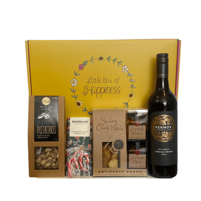 A Merry Sip of Christmas Hamper – Wine, Chocolate & Treats Gift Box