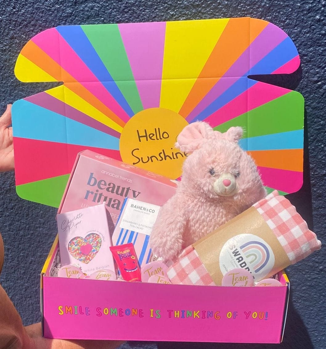 Gender Reveal Exploding Confetti Gift Hamper | Pink surprise Gift Box Australia-Wide